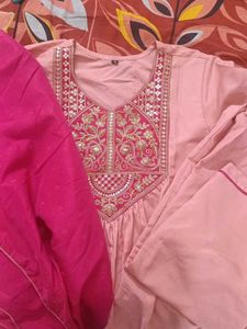 Embroidered Pink Kurta