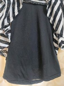BRAND ~ Roadster.  Size Is Large