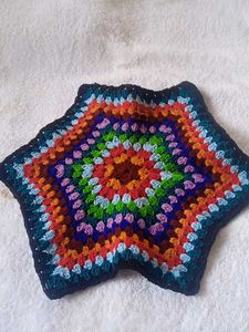 Beautiful Woolen.. Table Cloth