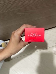 Dot &amp; Key Strawberry Dew Tinted Sunscreen