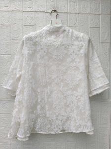 New with tag Elegant White Lace Blouse