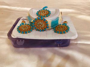Stunning Turquoise &amp; Gold Jewellery Set