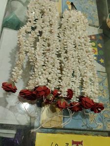 pack of 12 White Flower &amp; Red Rose gajra set