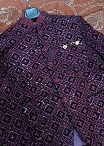 Embroidered kurta set