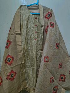 Elegant Kurta and Dupatta