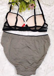 very sexy lace detail lingerie set