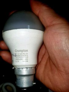 Assorted Light Bulbs Bundle 17 working