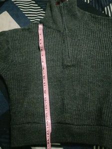 Stylish Half-Zip Cropped Winter Top for Women