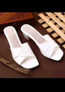 Elegant White Crisscross Heeled Mules