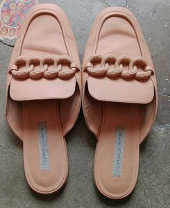 CHARLES & KEITH Chain Mules/Flats