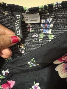 Black Floral Square Neck Crop Top