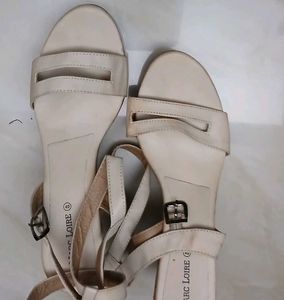 Women's Cream Strappy Block Heels - UK 40