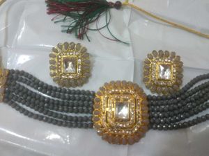 Elegant Grey Bead Choker Necklace Set