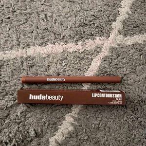 Huda Beauty Lip Contour Stain Warm Brown