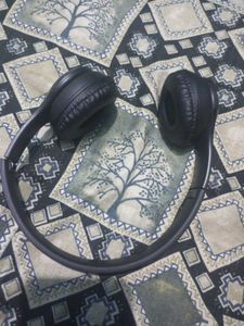 P47 Wireless Headphones
