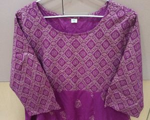Price Dropped 😍 Beautiful Purple Anarkali Kurta