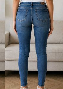 Stylish Ripped Blue Skinny Jeans