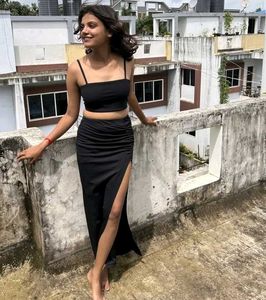Chic Black Maxi Dress with Slit