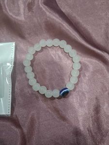 Evil Eye Beaded Elastic Bracelet +Black bracelett