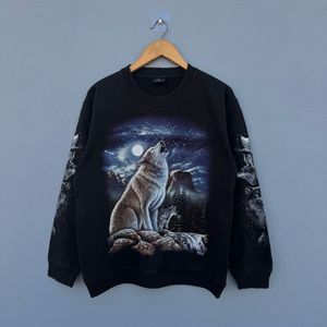 Wolf Graphic Print Sweatshirt