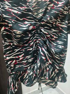 Stylish Printed Puff Sleeve Top
