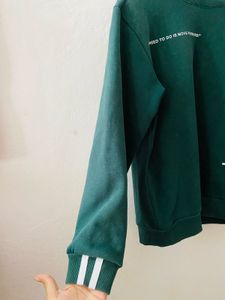 GREEN SWEATSHIRT 💚