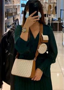 Micheal kors slingbags