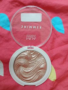 new Mua Shimmer Highlighter