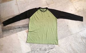 Men's Full Hands T-shirt