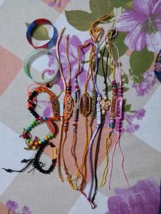 Set of 15 Friendship Bracelets and Bands👯‍♀️