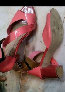 2 Heels Black N Pink