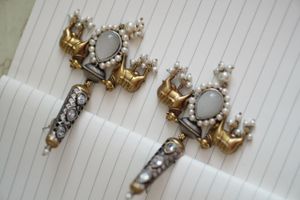 Statement Earrings: Oxen and Pearl