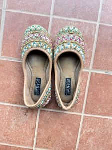 Embellished Juttis - Ethnic Flats