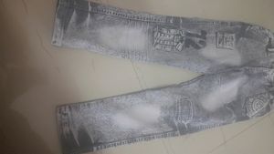 Jeans in Very Good Condition, Less Used.