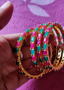 Vibrant Emerald &amp; Ruby colour Bangles