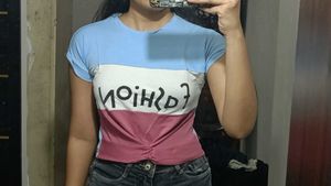 Cute Colorblock Fitted Top – Size S