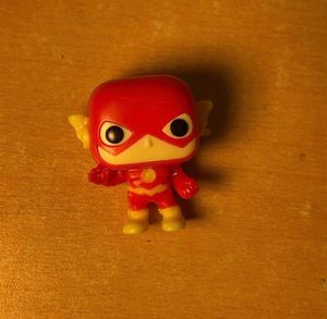 Funko Pop! DC Heroes Figures kinderjoy