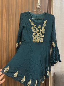 Elegant Teal Embroidered Kurta