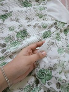 Floral Print Pleated Dress
