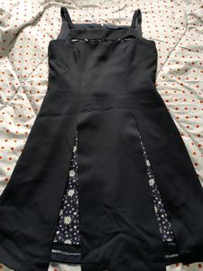2 PiecePretty Dress Suit Of M Size