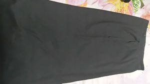 Elegant Black Midi pencil Skirt with Side Slit