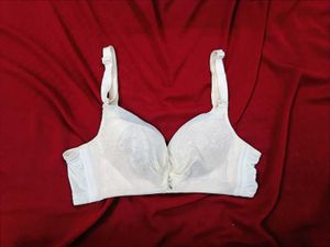 🇳🇿💫🎀Comfortable White Lace Bra