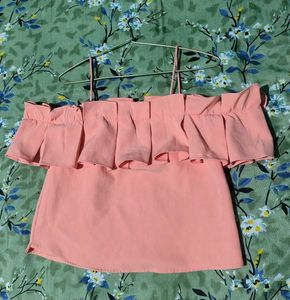 Peach Ruffle Off-Shoulder Top📍