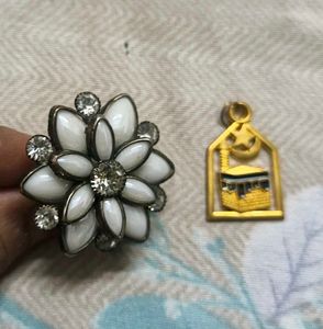 Beautiful Flower Ring & Islamic Pendant