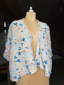 Floral Print Kimono Shrug