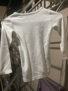 Comfortable White Ribbed Long Sleeve Top