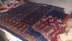 Beautiful Ethnic pakistani  Kurta Set Material