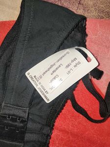 2 Pack Black &amp; Cream Bras