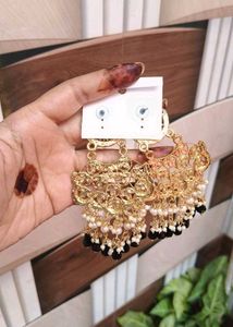 Exquisite Kundan &amp; Pearl Drop Earrings