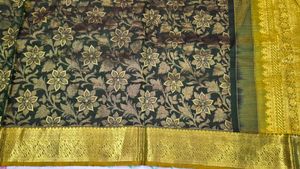 Elegant Silk Saree with Floral Motif
